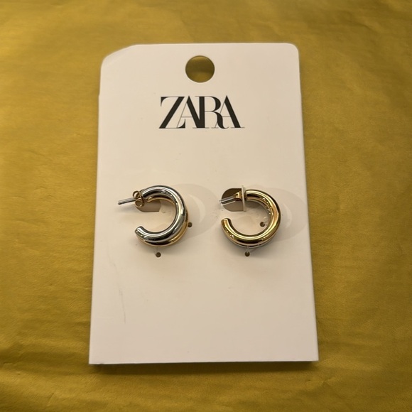 Zara double hoop earring NWT ✨✨🔥🔥 Classy & Elegant - Picture 2 of 2